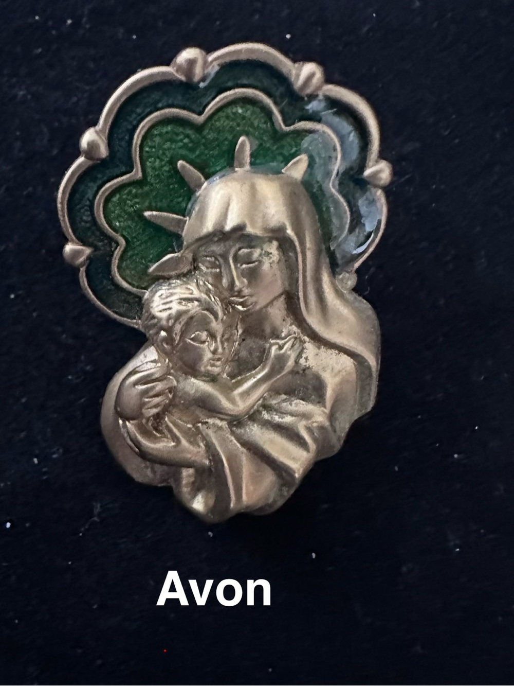 Avon Gold-Tone Madonna & Child Pin with Green Enamel Halo Accent